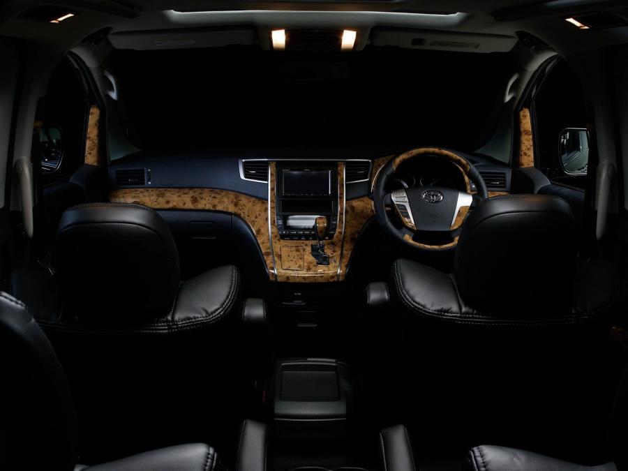  Toyota Alphard by WALD 2008 года  (фото 10 из 16)